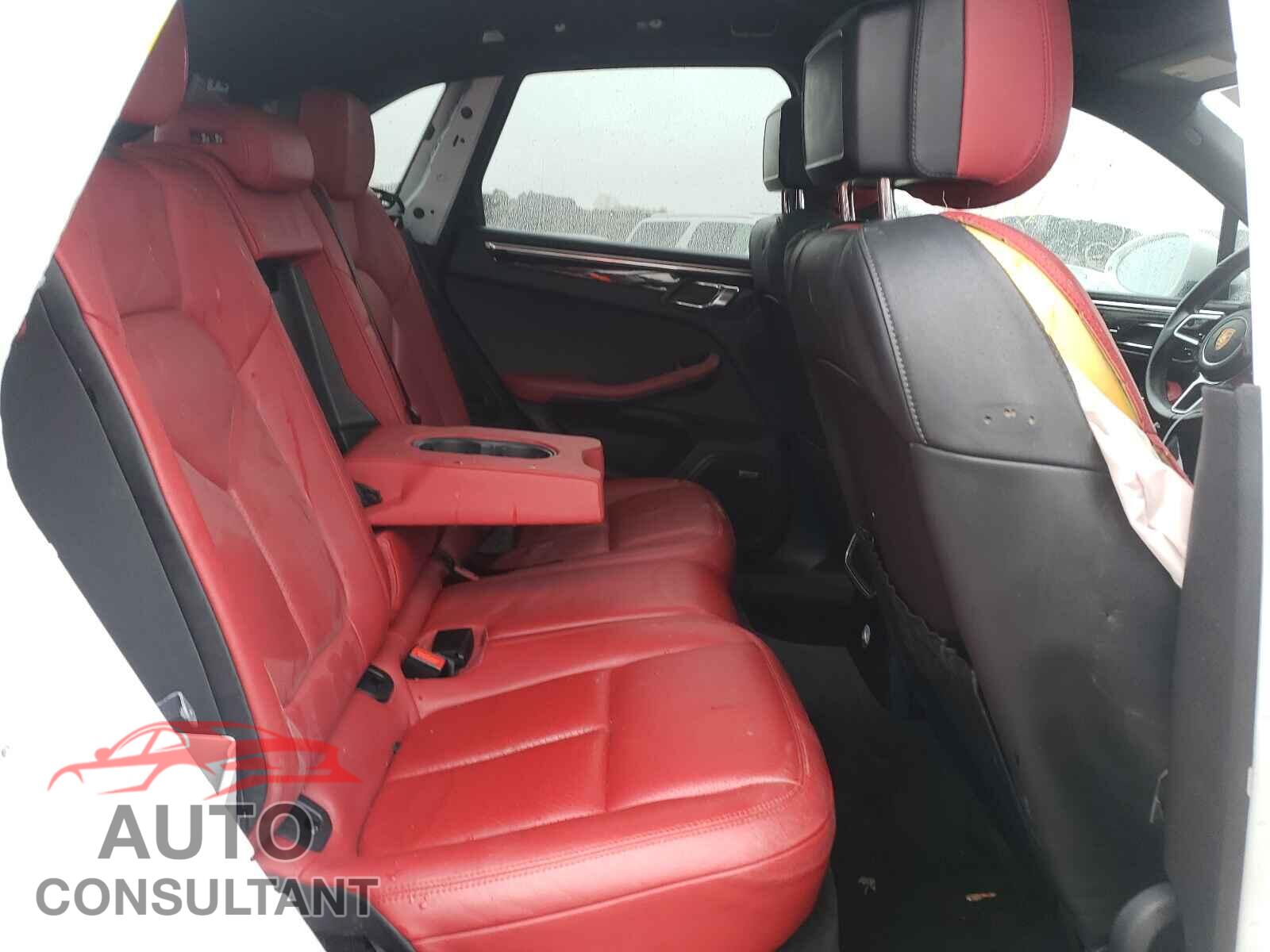 PORSCHE MACAN 2016 - WP1AB2A5XGLB41573