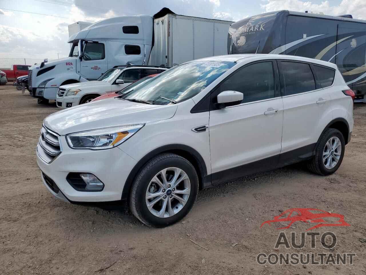 FORD ESCAPE 2019 - 1FMCU0GD1KUB57120