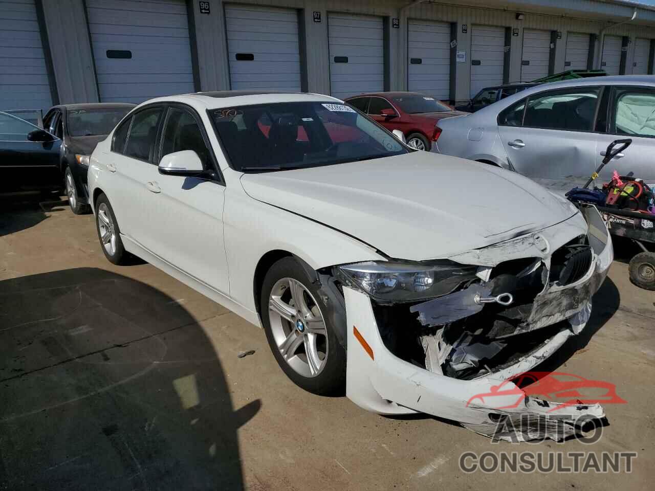 BMW 3 SERIES 2013 - WBA3C3C58DF980218