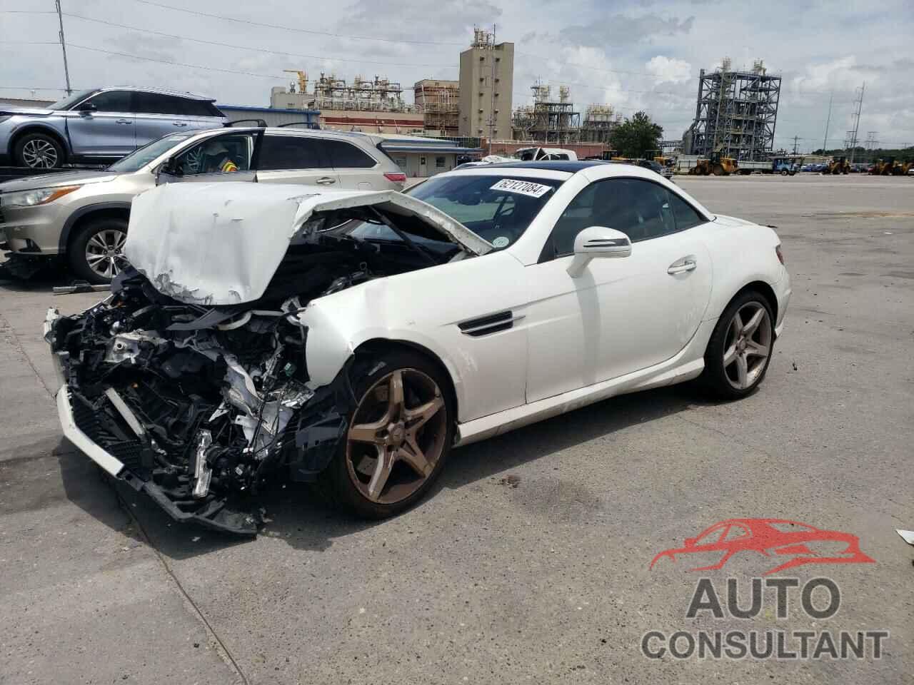 MERCEDES-BENZ SLK-CLASS 2016 - WDDPK3JA1GF115625