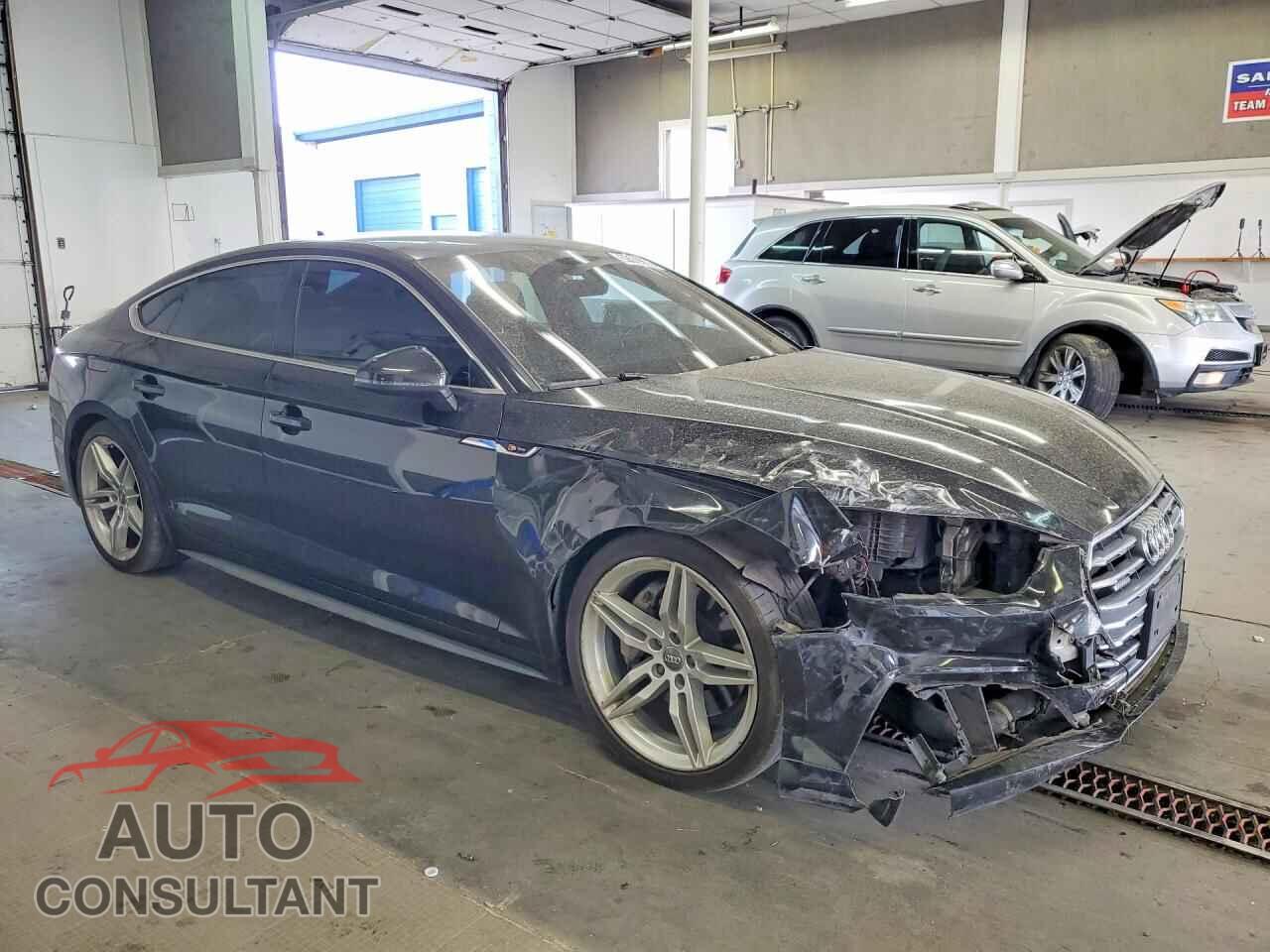 AUDI A5 2018 - WAUENCF52JA125487