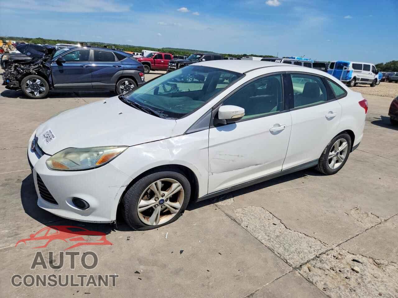 FORD FOCUS 2014 - 1FADP3F20EL430727
