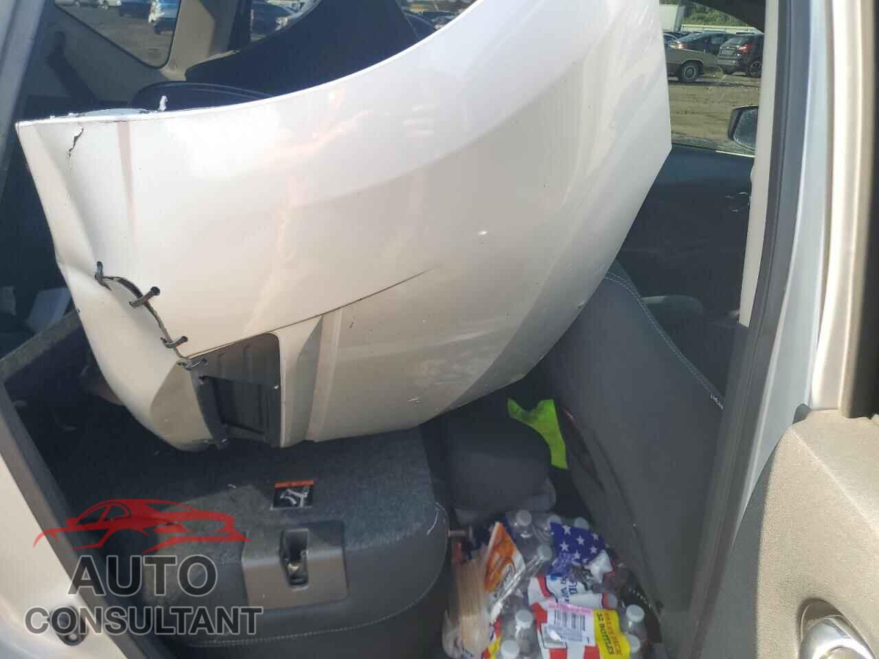 NISSAN VERSA 2019 - 3N1CE2CP3KL355000
