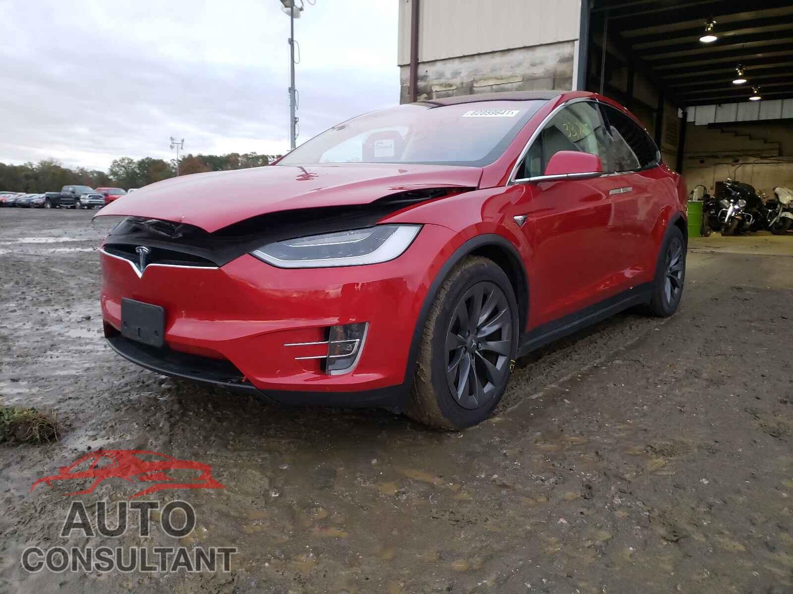 TESLA MODEL X 2017 - 5YJXCDE25HF056813