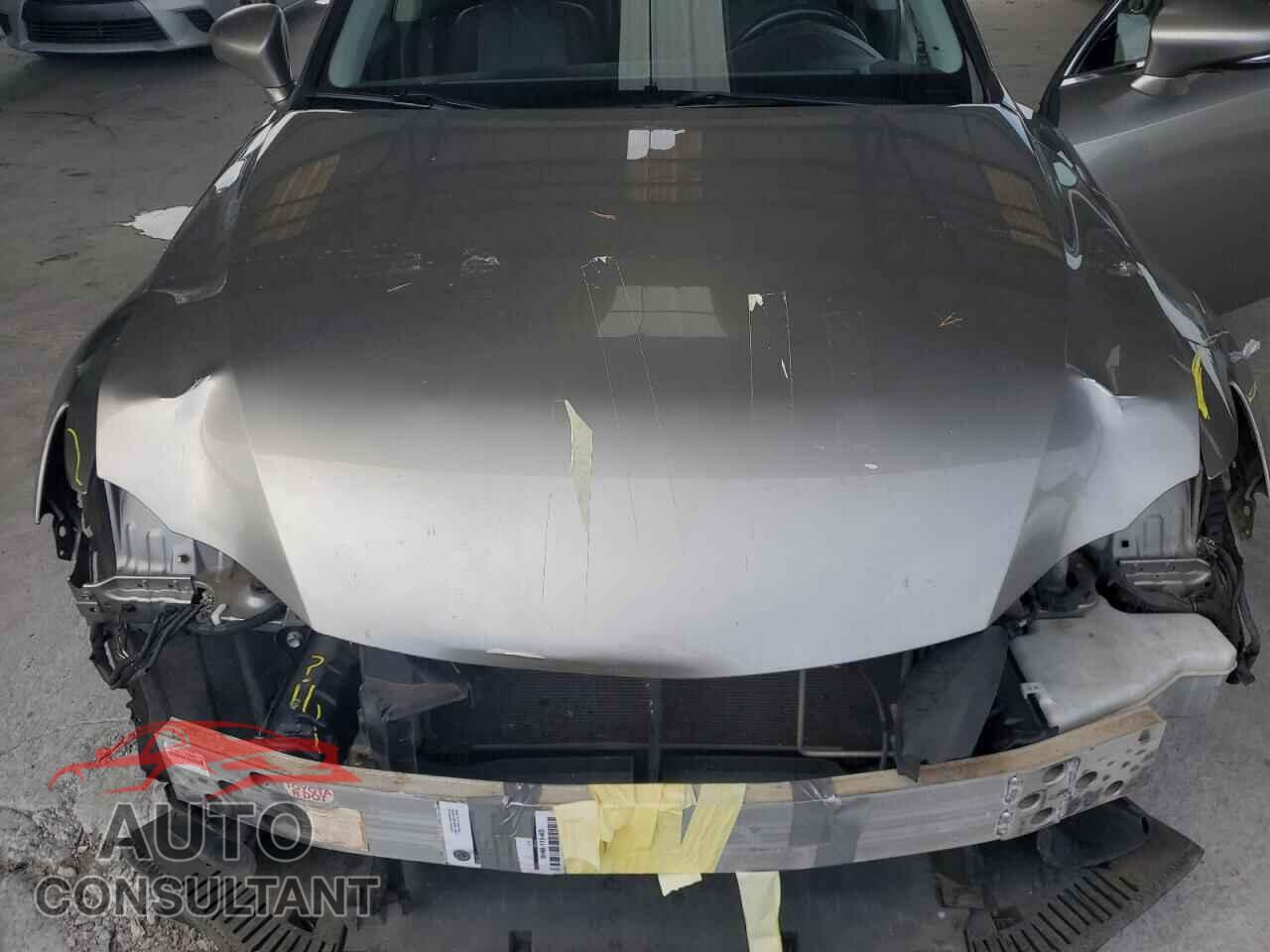 LEXUS IS 2014 - JTHBF1D26E5008458