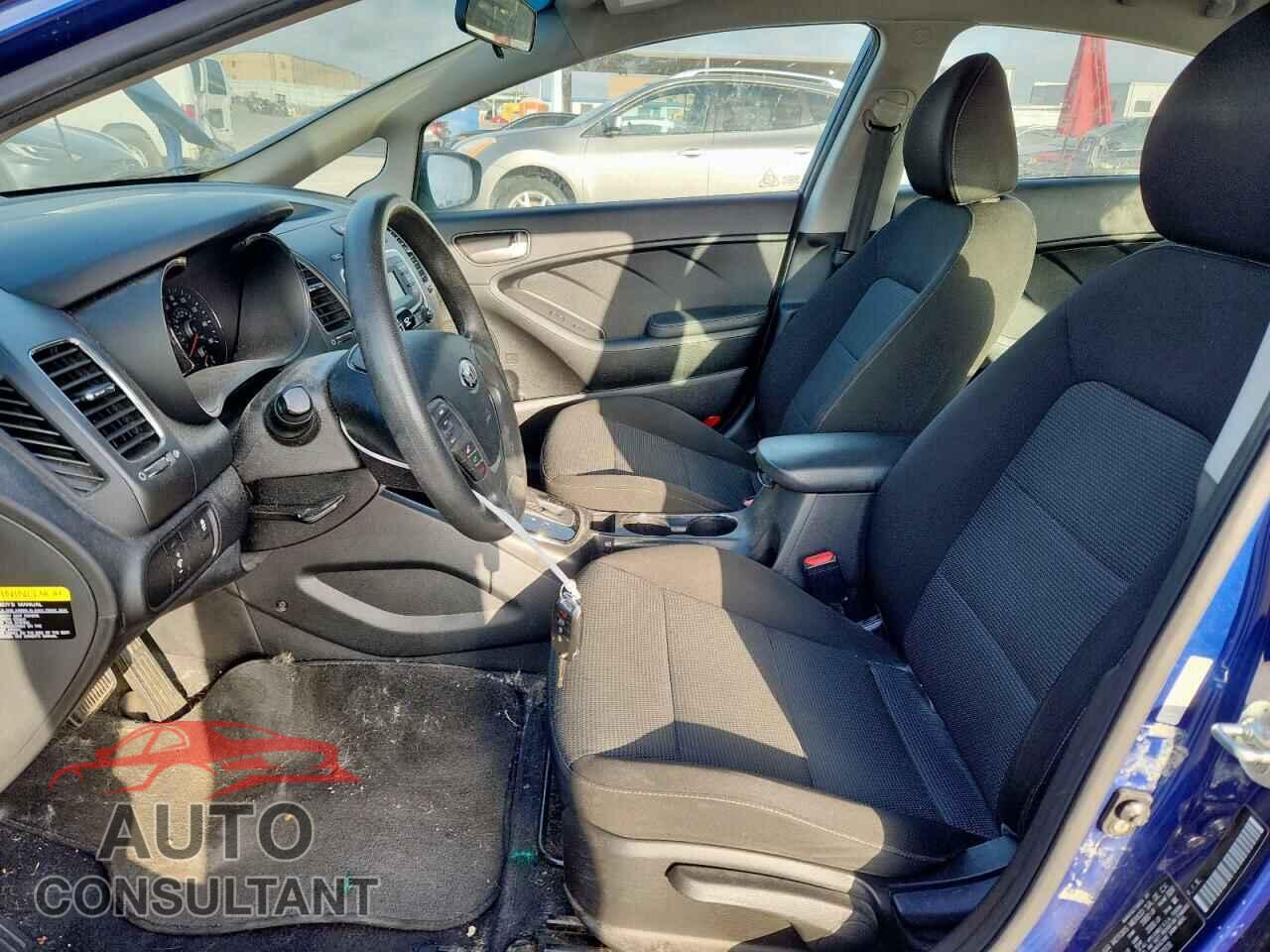KIA FORTE 2017 - 3KPFK4A73HE142918