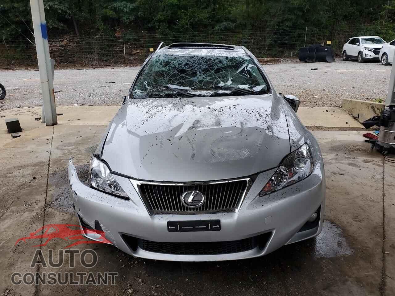 LEXUS IS 2012 - JTHBF5C28C5157363