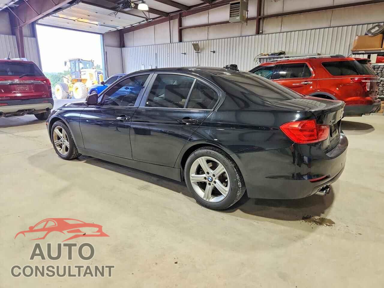 BMW 3 SERIES 2013 - WBA3B5C5XDF592048