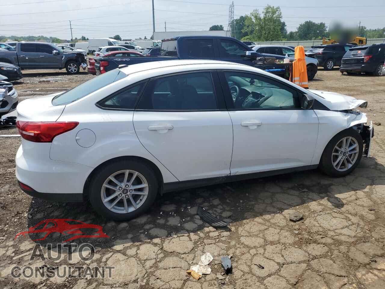FORD FOCUS 2018 - 1FADP3F29JL292535