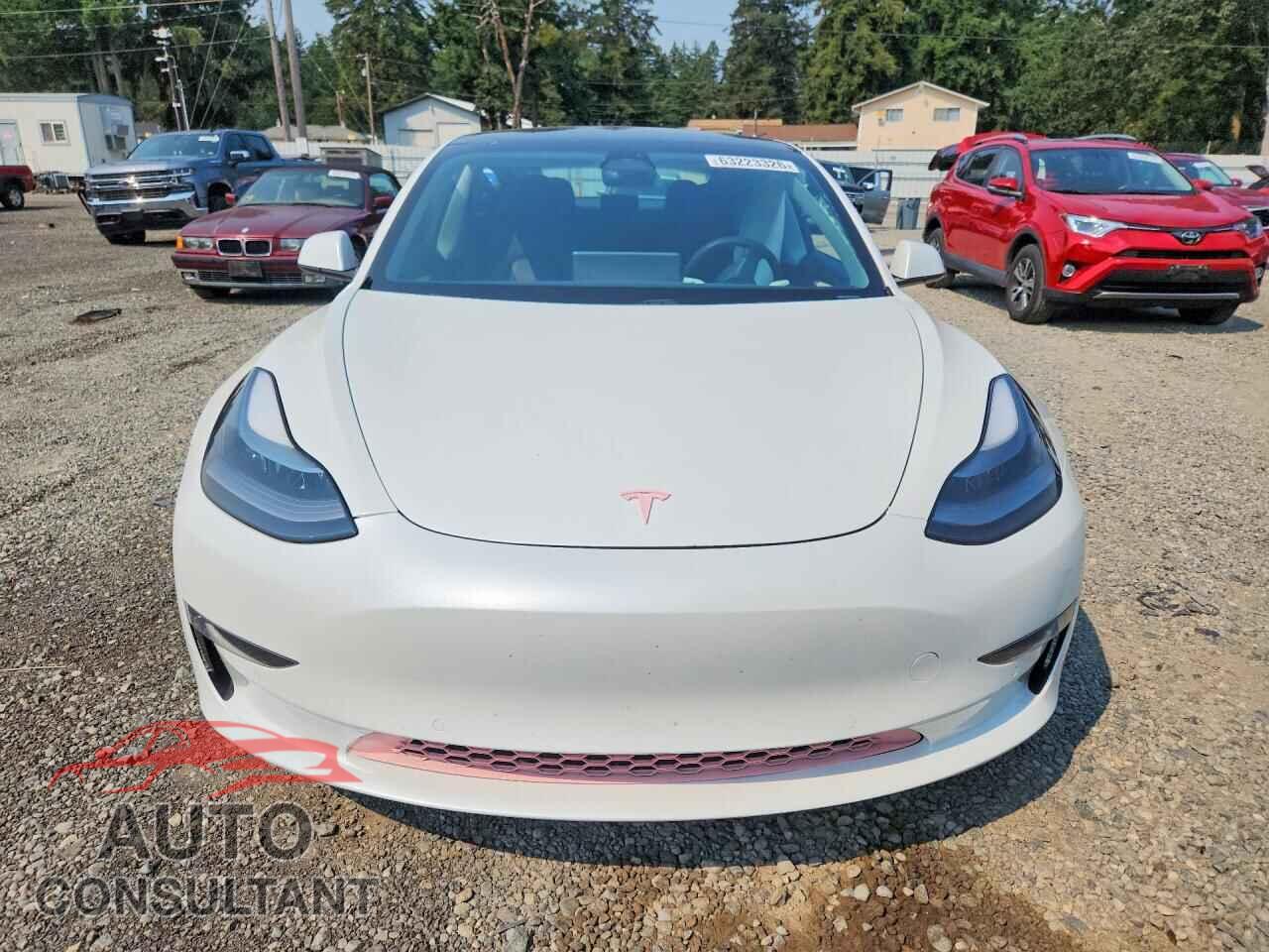 TESLA MODEL 3 2021 - 5YJ3E1EB2MF960751