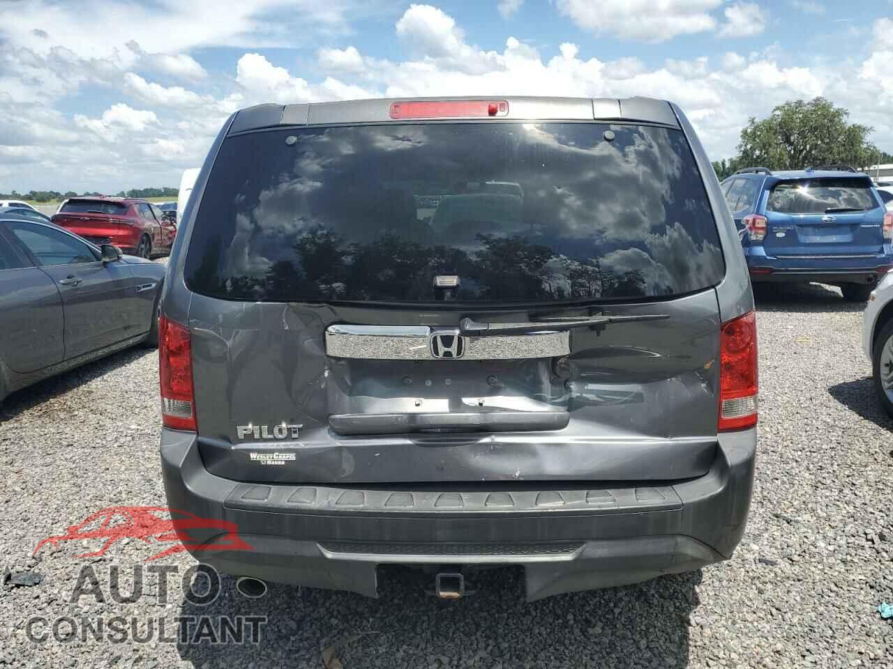 HONDA PILOT 2013 - 5FNYF3H42DB018162