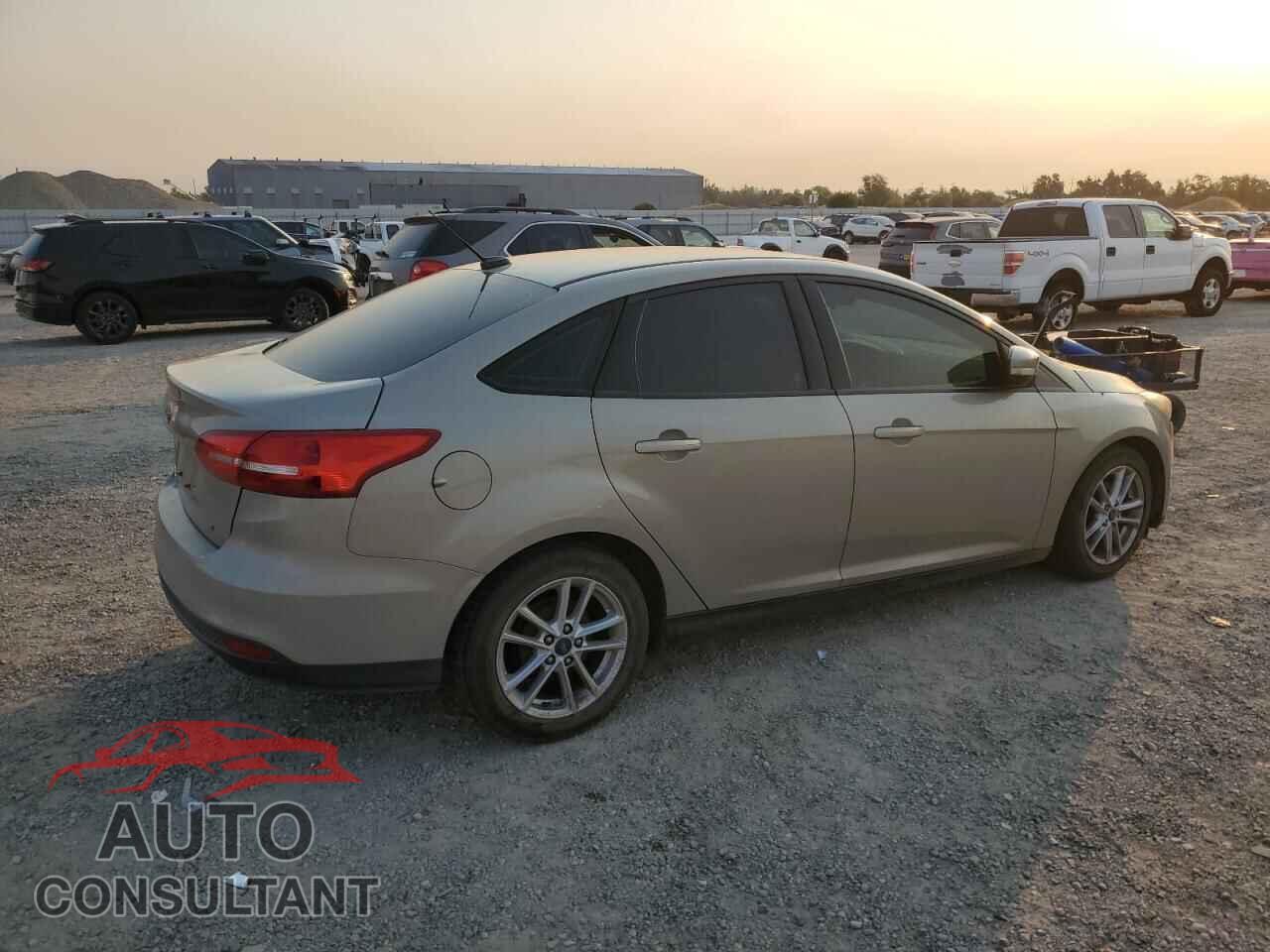 FORD FOCUS 2016 - 1FADP3F21GL340814