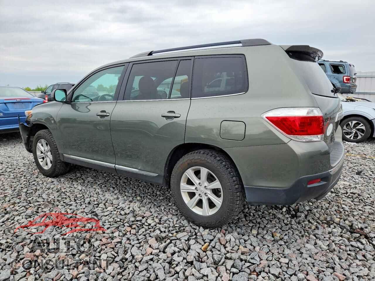 TOYOTA HIGHLANDER 2011 - 5TDBK3EH0BS068169