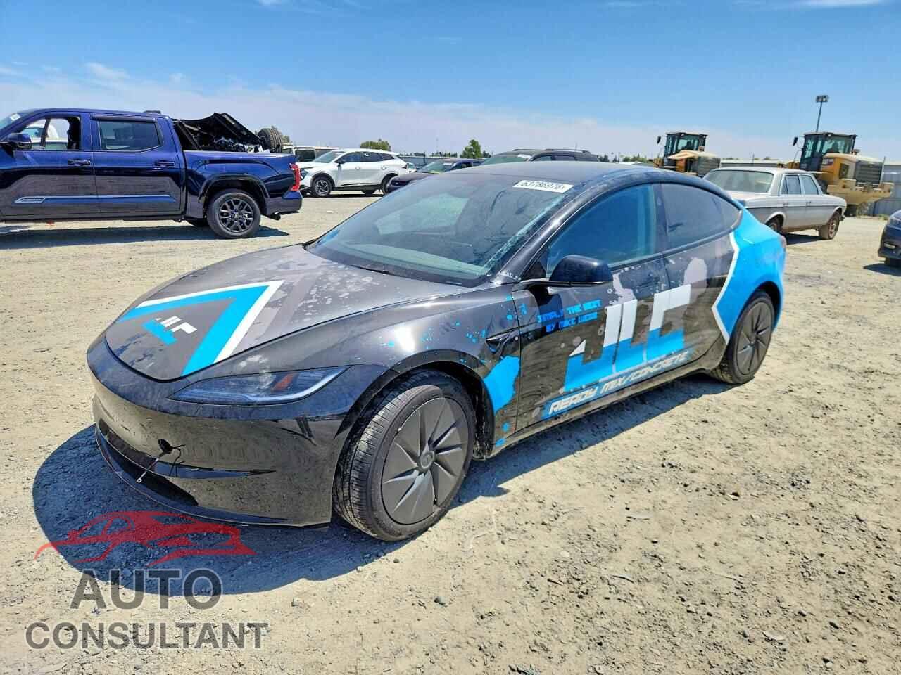 TESLA MODEL 3 2026 - 5YJ3E1EA6TF146544