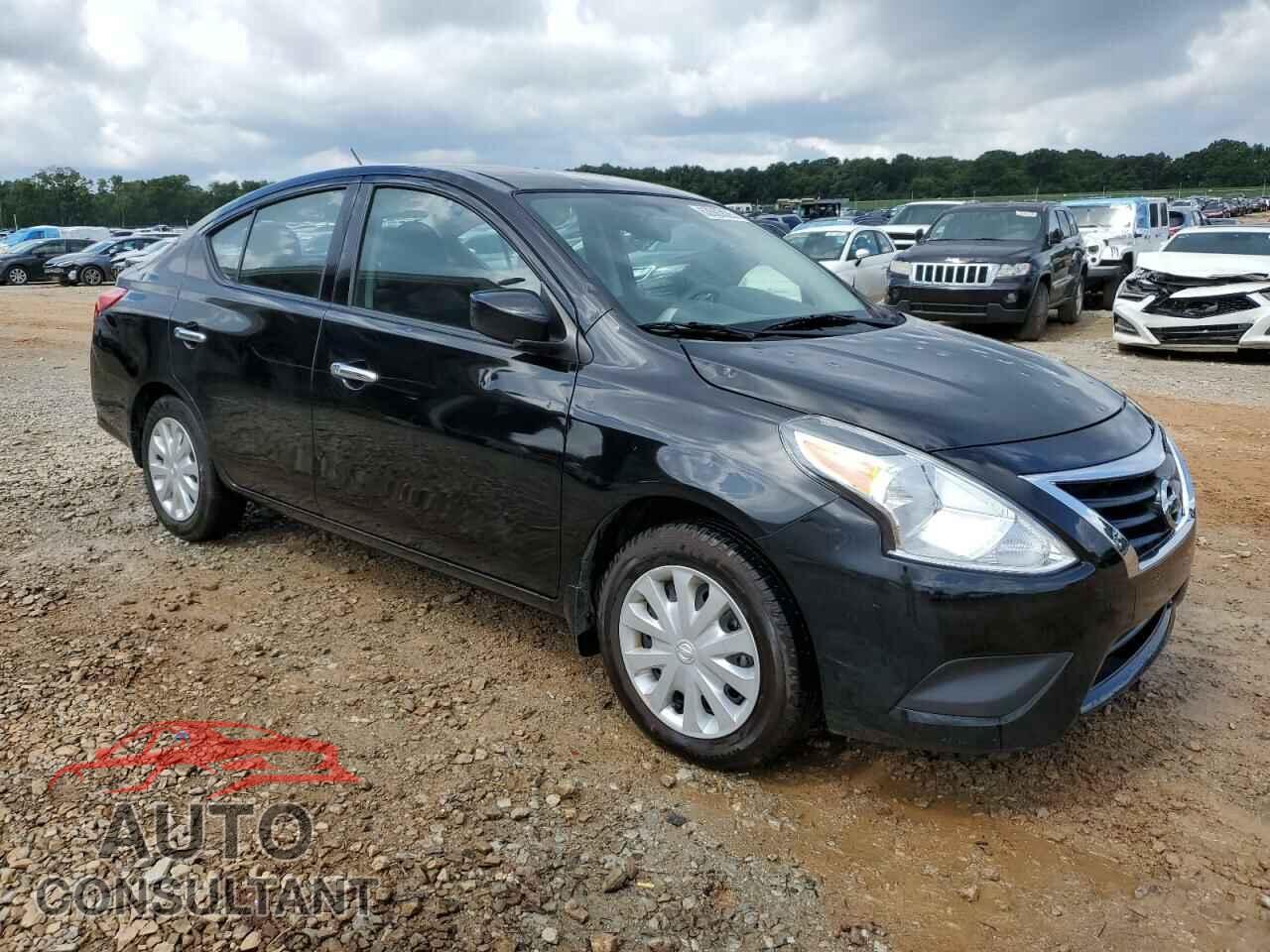 NISSAN VERSA 2017 - 3N1CN7AP3HL897903
