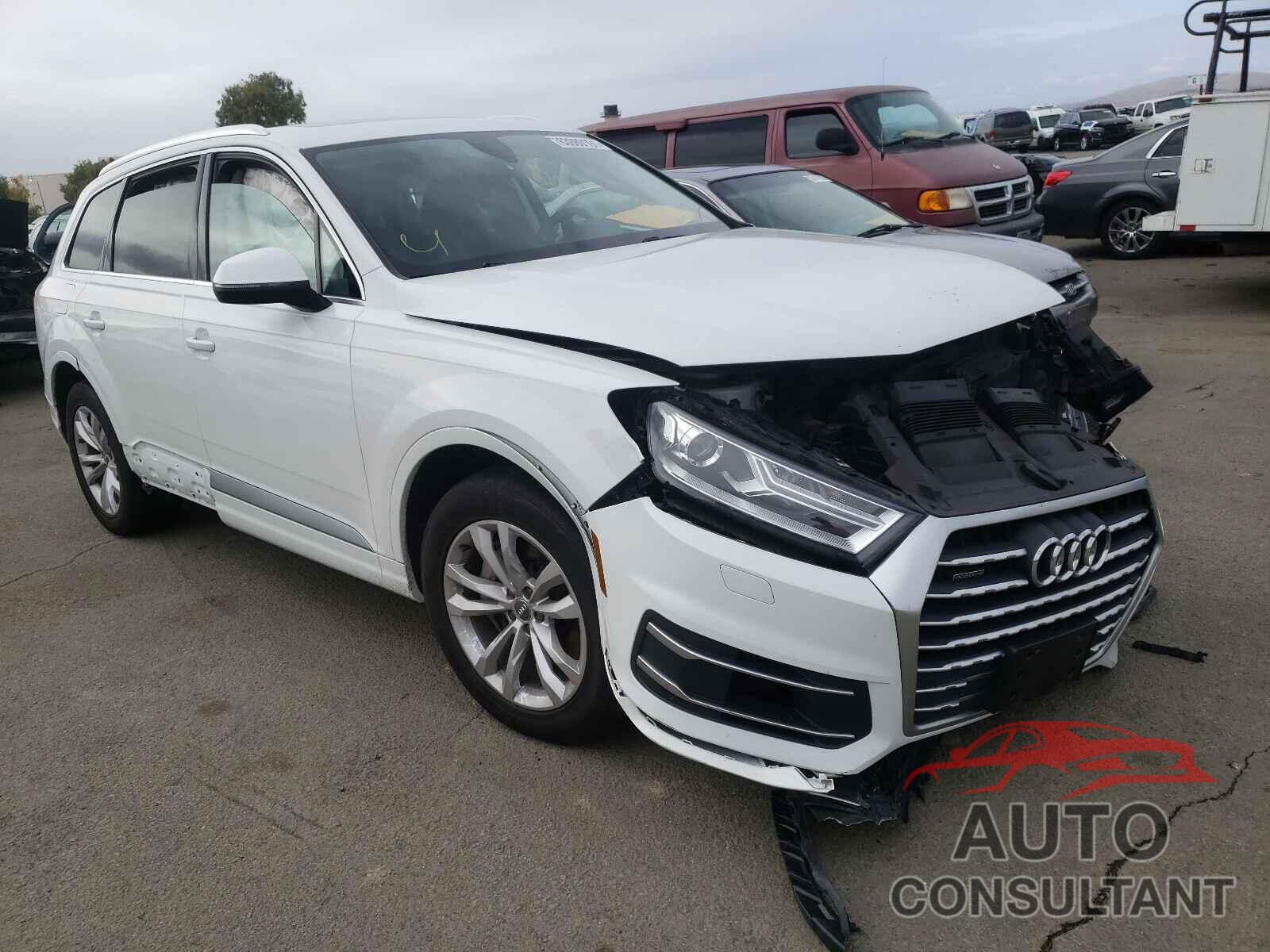 AUDI Q7 2018 - WA1LAAF79JD028808