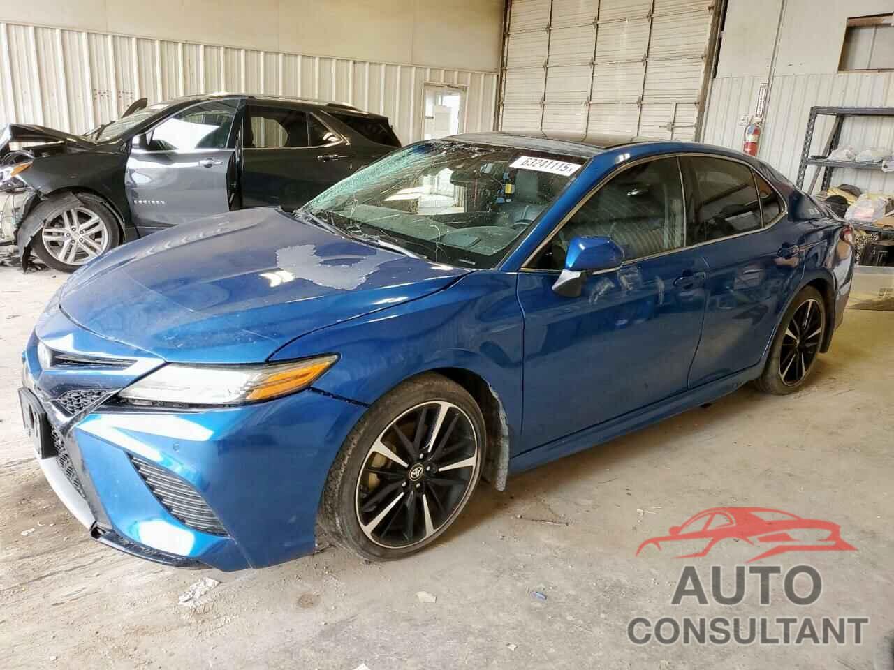 TOYOTA CAMRY 2018 - 4T1B61HKXJU066600
