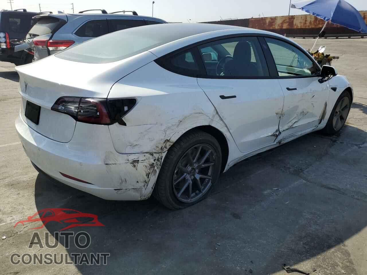 TESLA MODEL 3 2022 - 5YJ3E1EA0NF123022