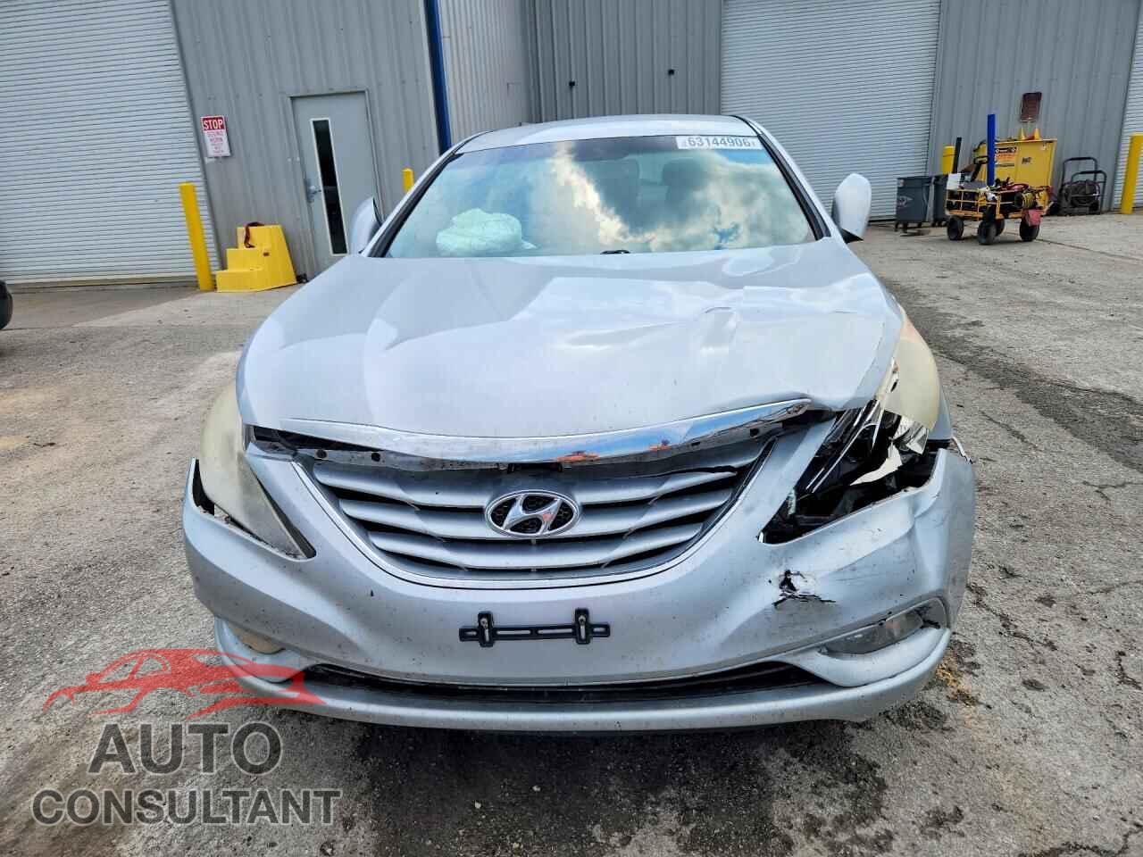 HYUNDAI SONATA 2013 - 5NPEB4AC4DH665525