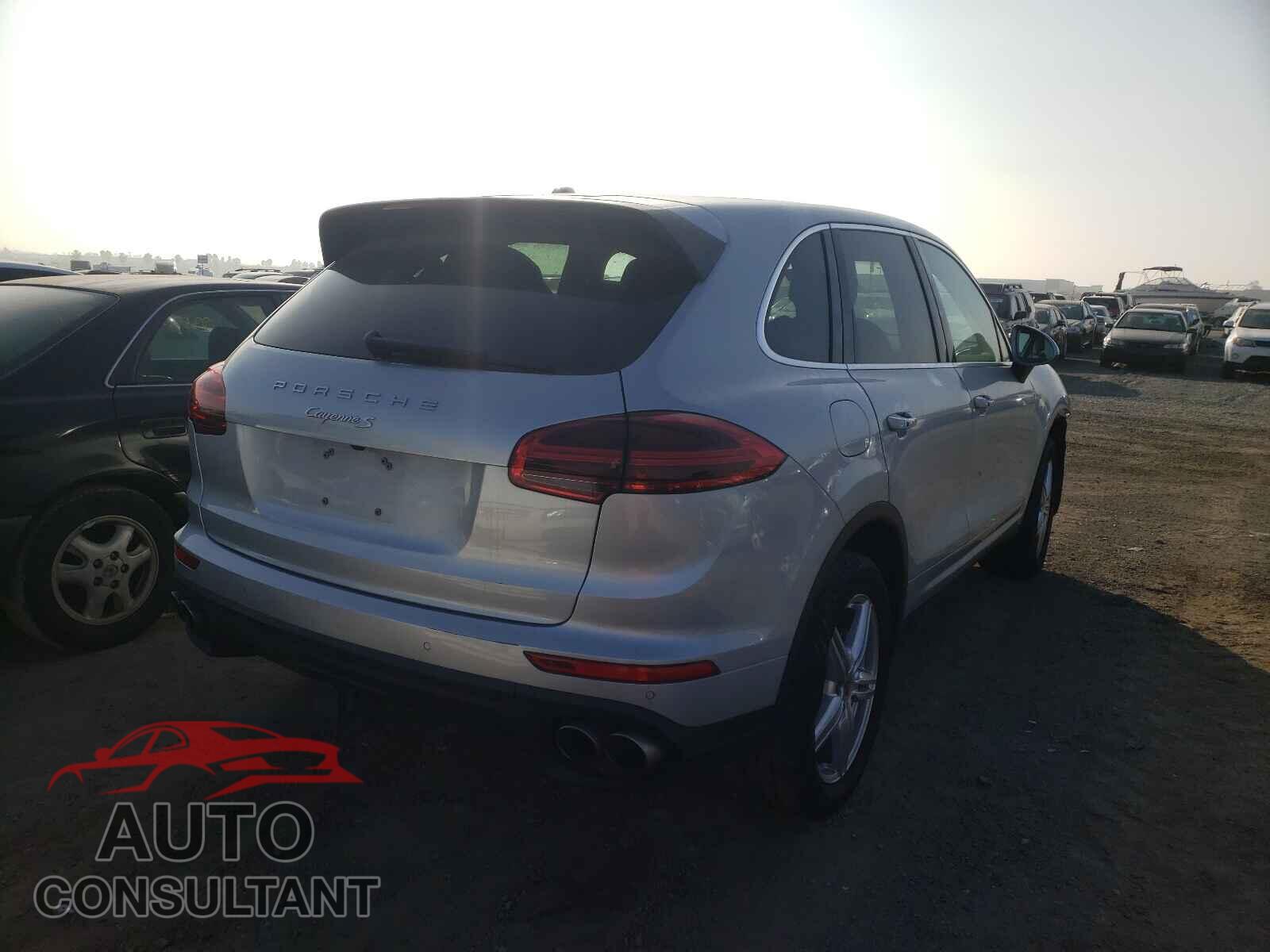 PORSCHE CAYENNE 2018 - WP1AB2A22JLA60936