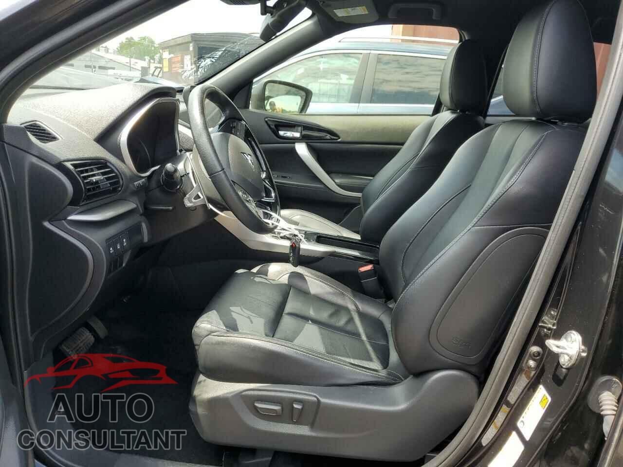 MITSUBISHI ECLIPSE 2022 - JA4ATWAA1NZ045631