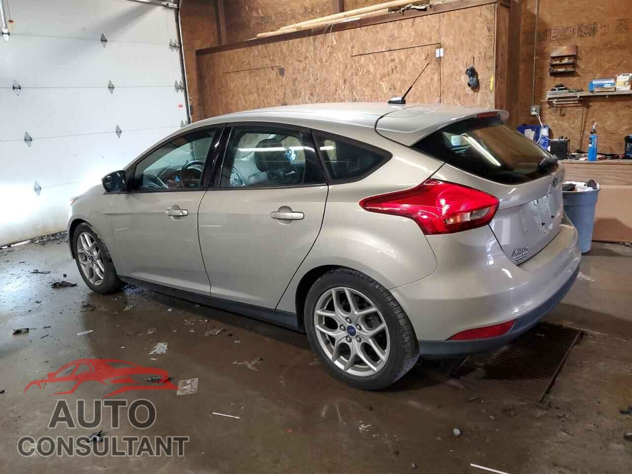 FORD FOCUS 2015 - 1FADP3K2XFL271240