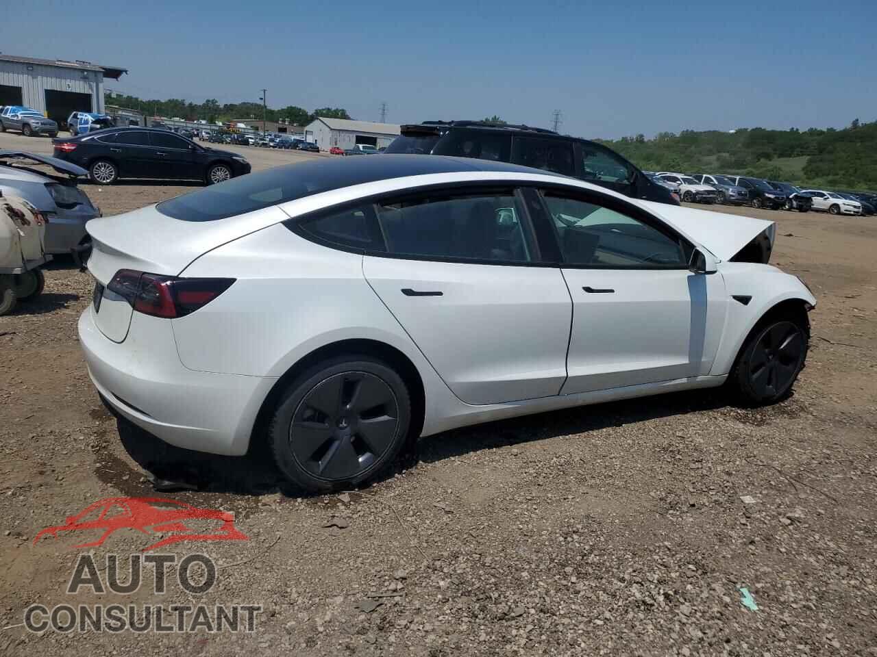 TESLA MODEL 3 2023 - 5YJ3E1EA8PF582009