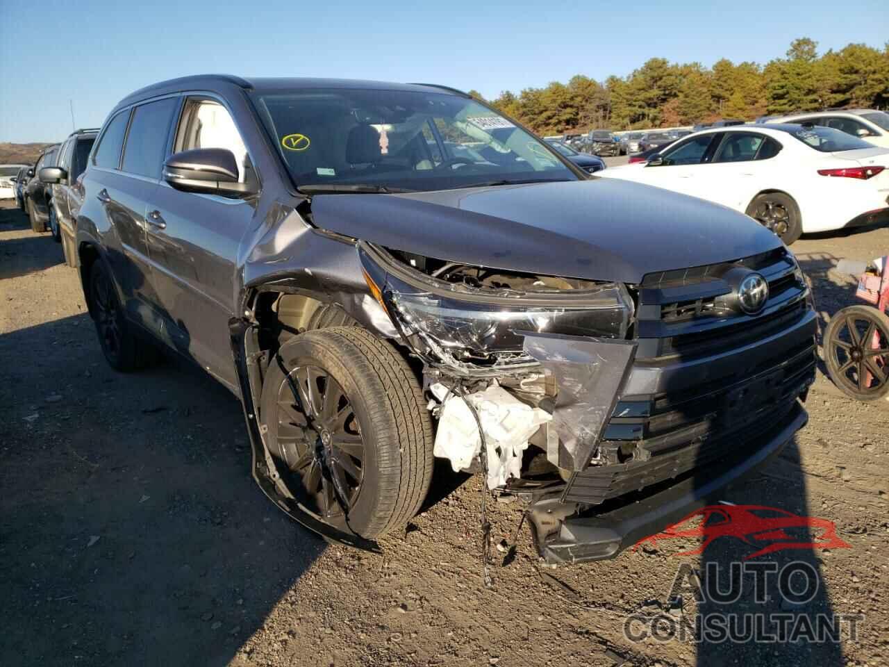 TOYOTA HIGHLANDER 2019 - 5TDJZRFH8KS613706