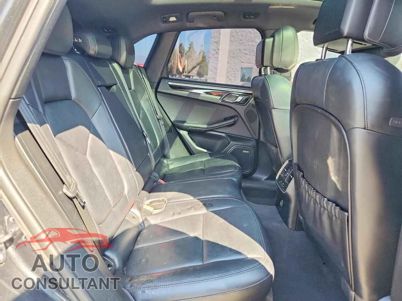 PORSCHE MACAN 2017 - WP1AA2A56HLB80763