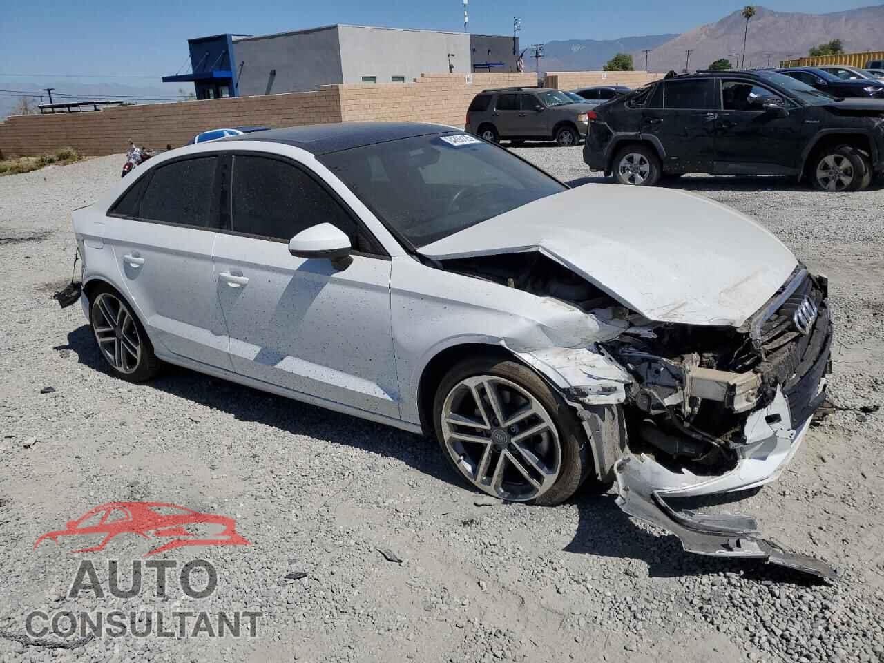 AUDI A3 2018 - WAUAUGFF7J1042199