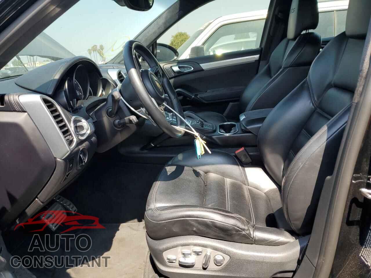 PORSCHE CAYENNE 2016 - WP1AD2A28GLA76562
