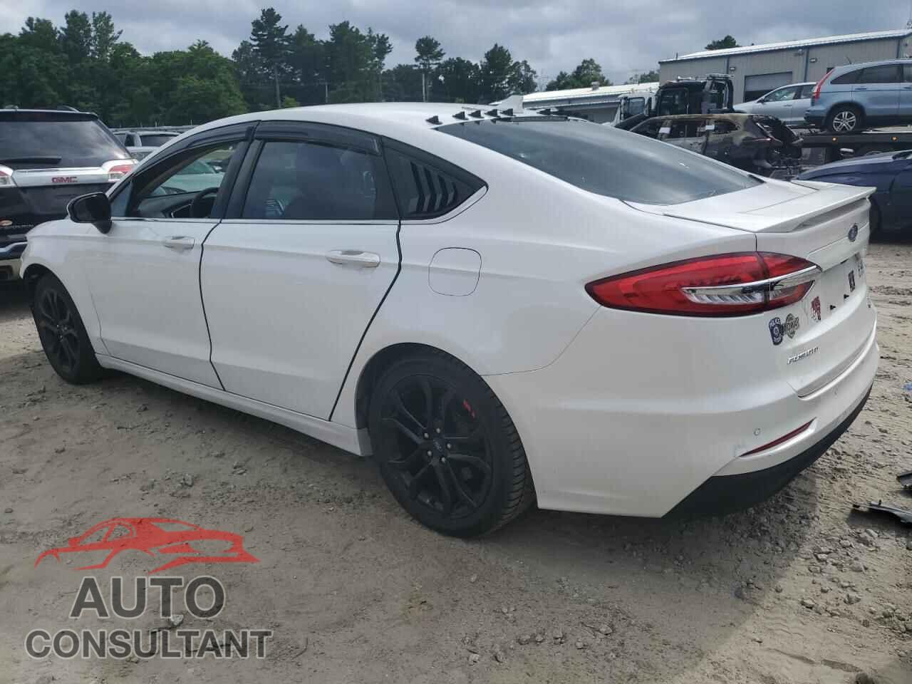 FORD FUSION 2020 - 3FA6P0HD9LR100976