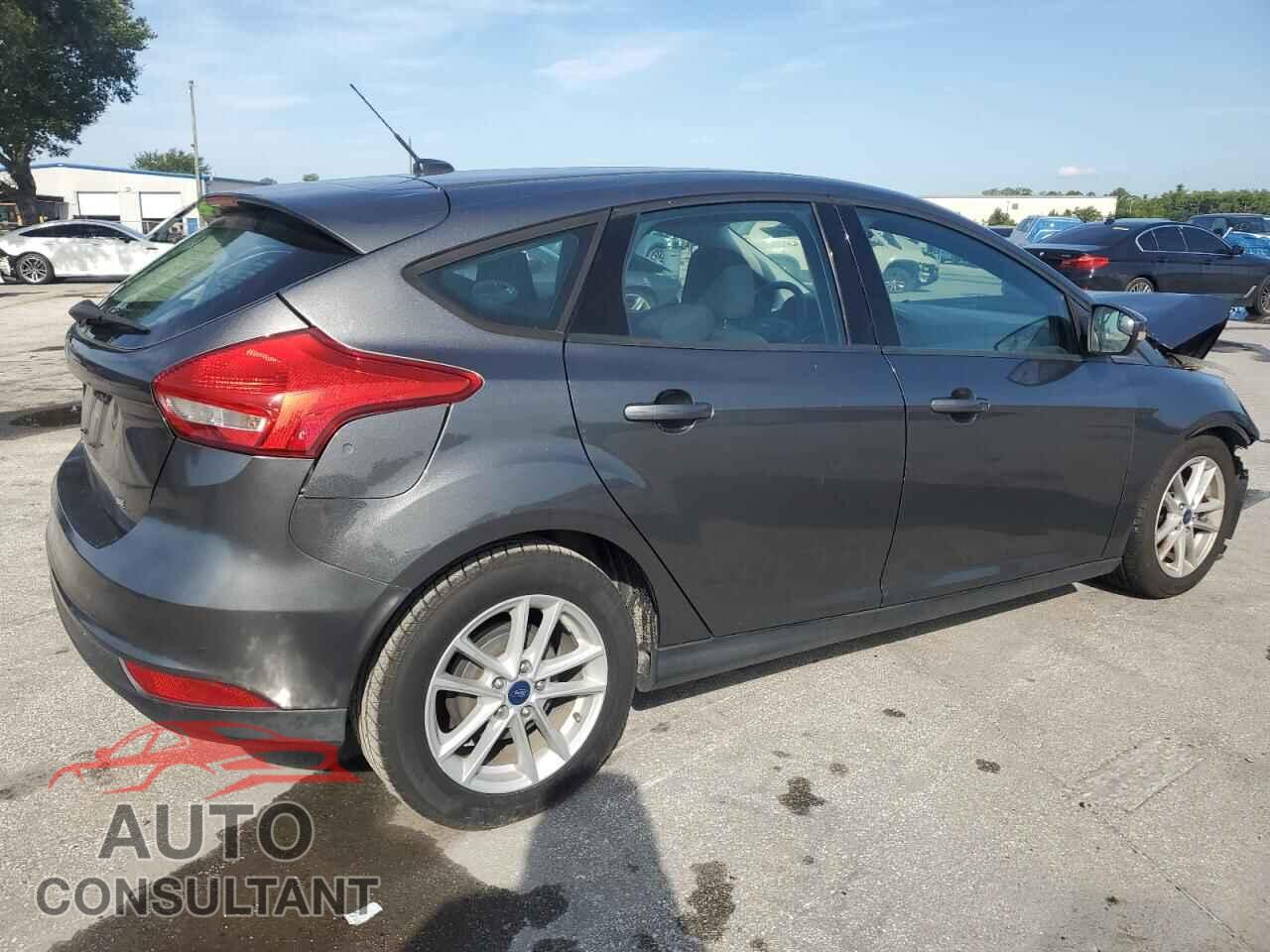FORD FOCUS 2017 - 1FADP3K26HL346258