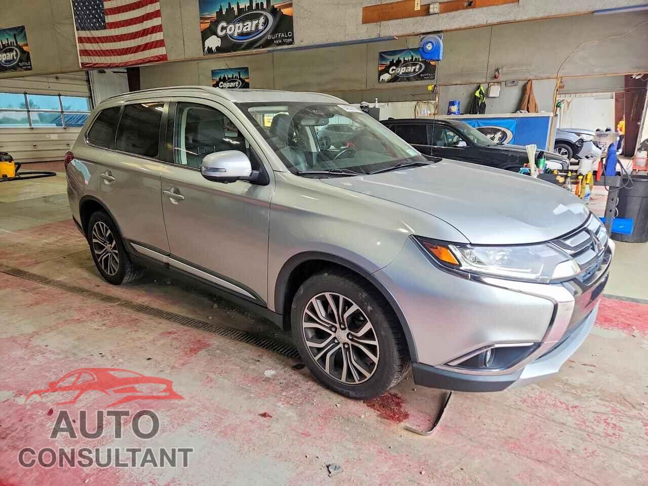 MITSUBISHI OUTLANDER 2018 - JA4AZ3A3XJZ007730