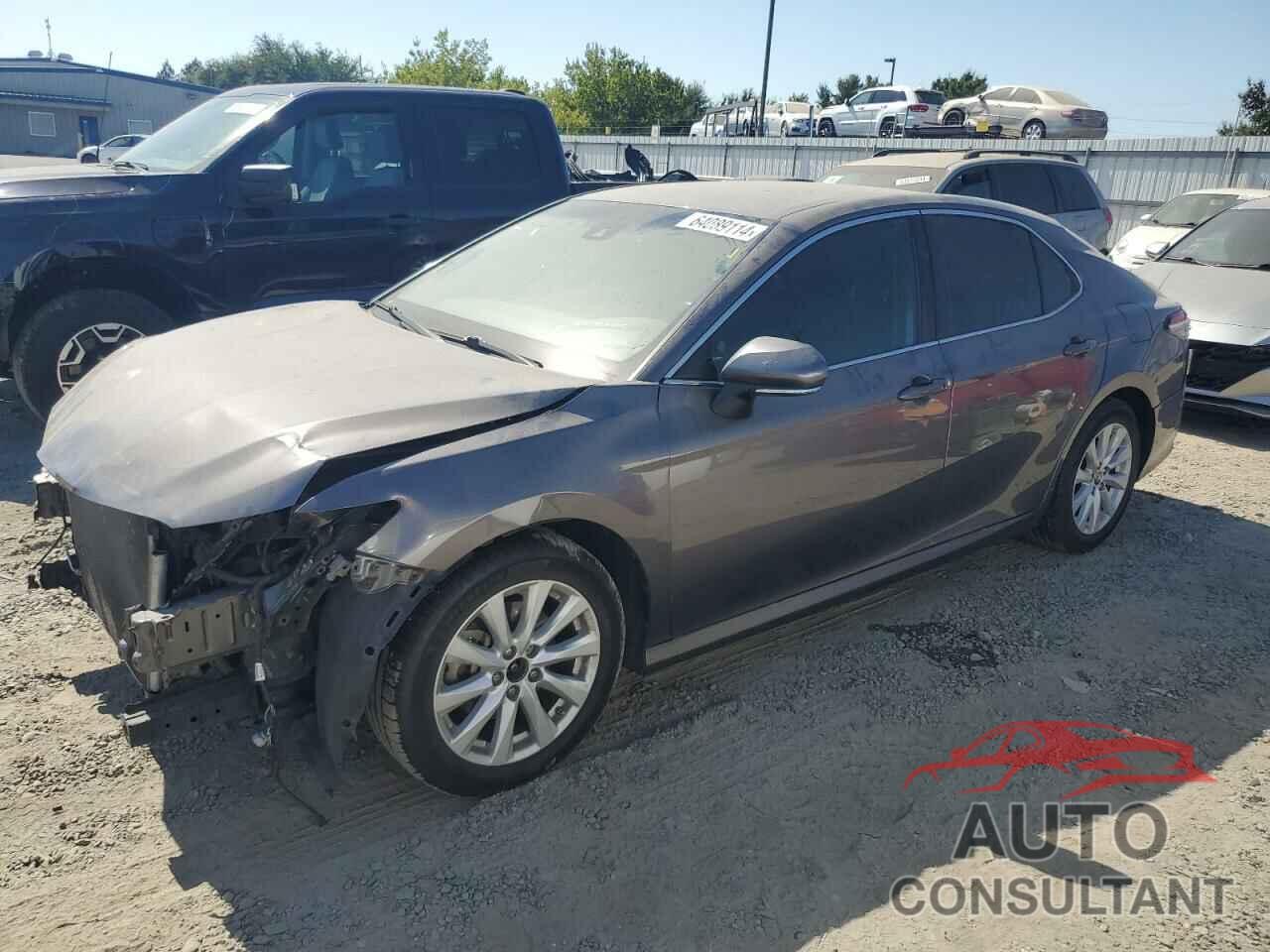 TOYOTA CAMRY 2018 - 4T1B11HKXJU677077