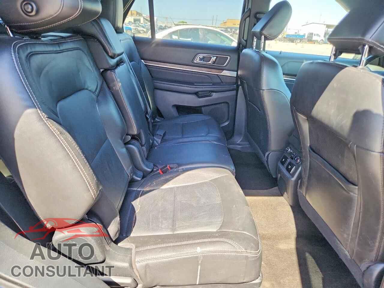 FORD EXPLORER 2018 - 1FM5K8F86JGB45978