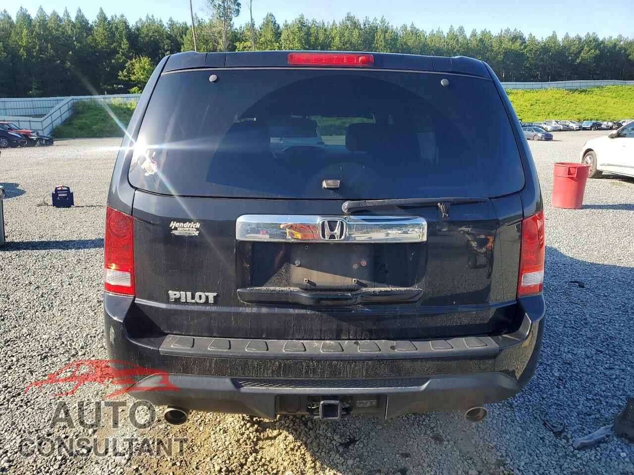HONDA PILOT 2013 - 5FNYF3H75DB001608