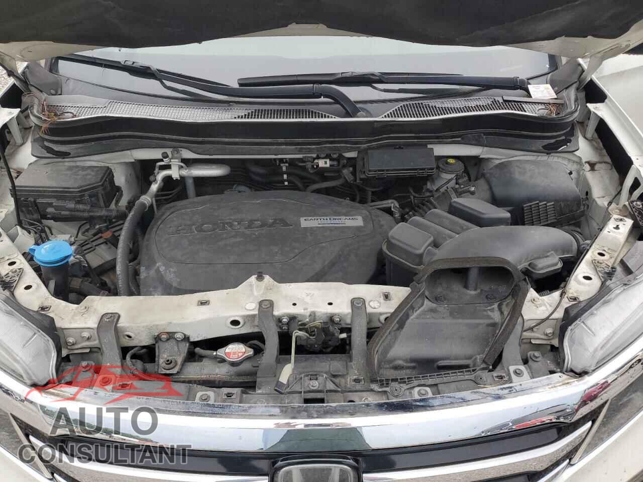 HONDA PILOT 2016 - 5FNYF6H0XGB016145