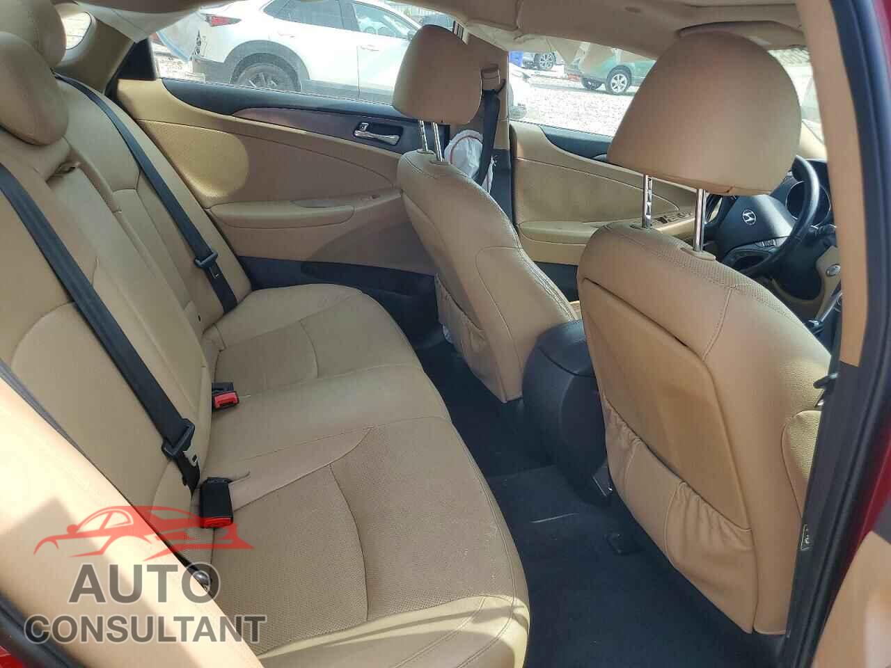 HYUNDAI SONATA 2014 - KMHEC4A44EA109435