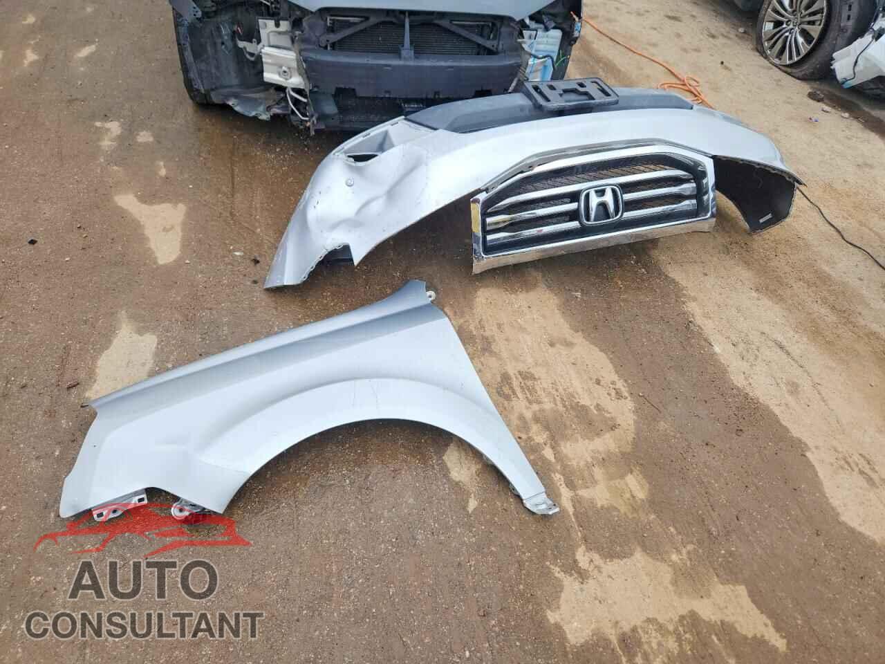HONDA PILOT 2013 - 5FNYF4H95DB038939