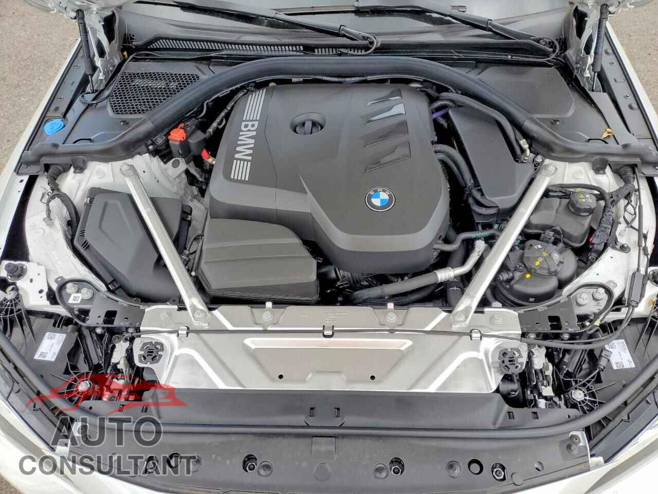 BMW 4 SERIES 2027 - WBA33DB04VCX89457