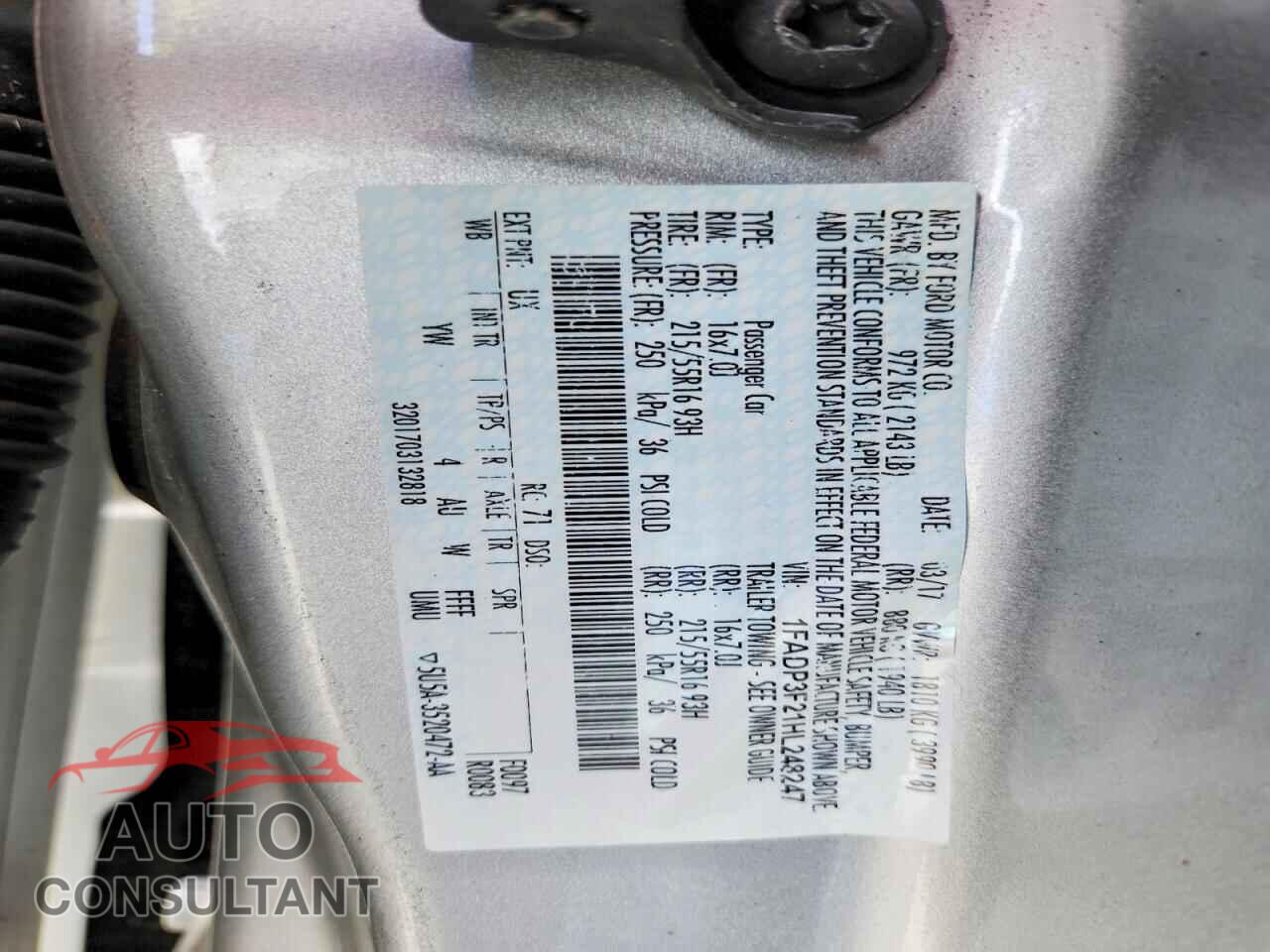 FORD FOCUS 2017 - 1FADP3F21HL248247