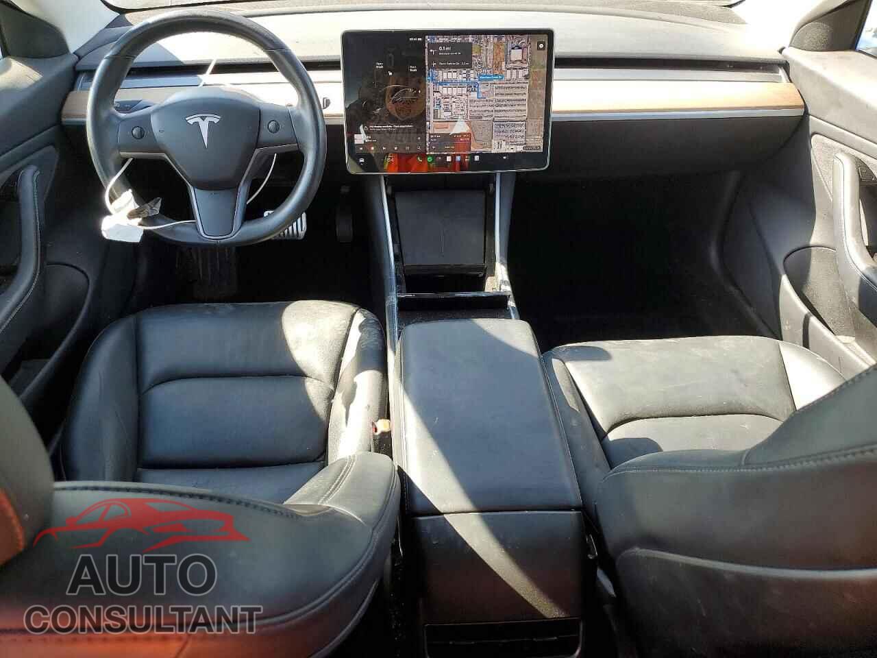 TESLA MODEL 3 2019 - 5YJ3E1EB9KF193493