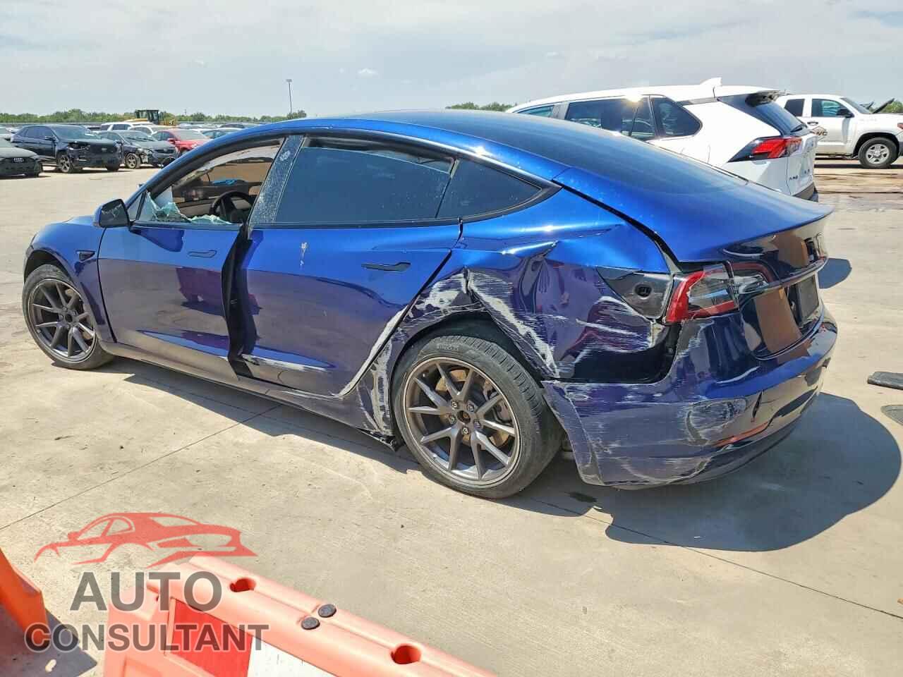 TESLA MODEL 3 2023 - 5YJ3E1EAXPF385309