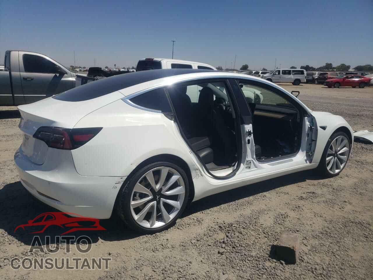 TESLA MODEL 3 2019 - 5YJ3E1EA6KF401207