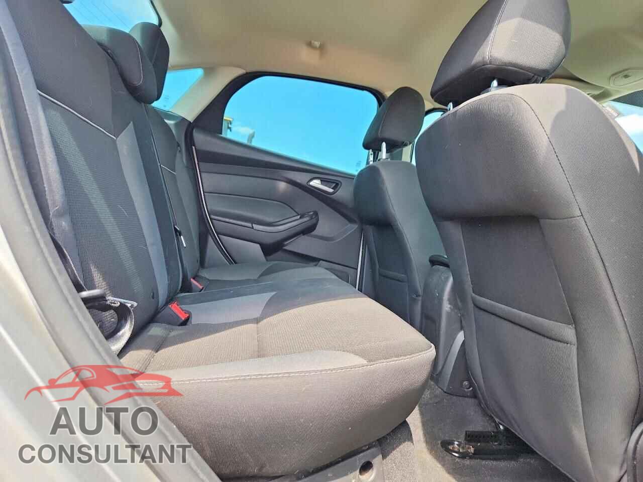 FORD FOCUS 2013 - 1FADP3F22DL352109
