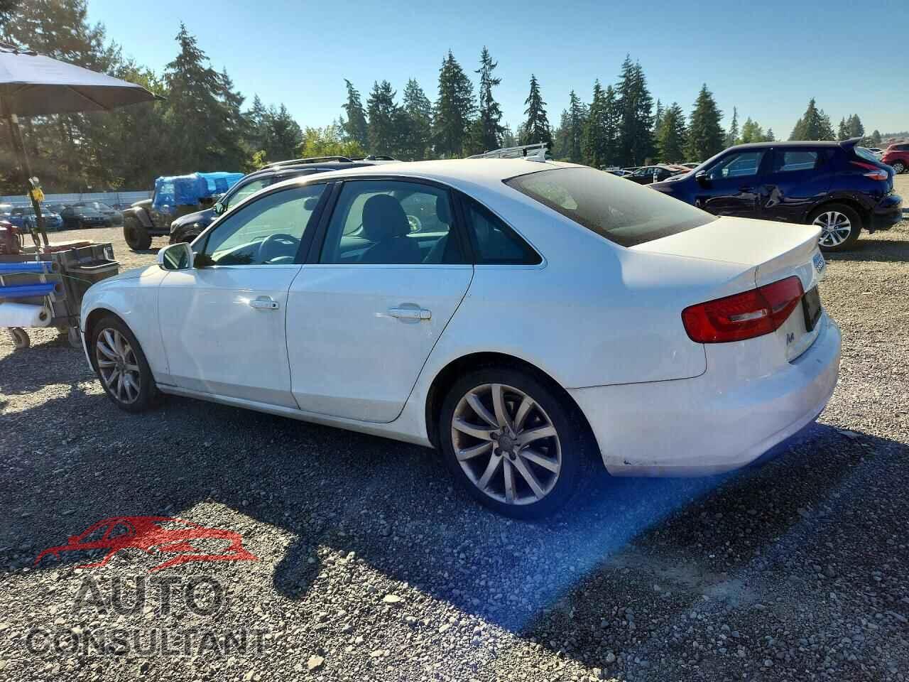 AUDI A4 2013 - WAUFFAFL8DN029607
