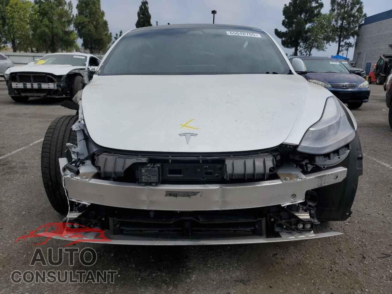 TESLA MODEL 3 2021 - 5YJ3E1EB5MF938100