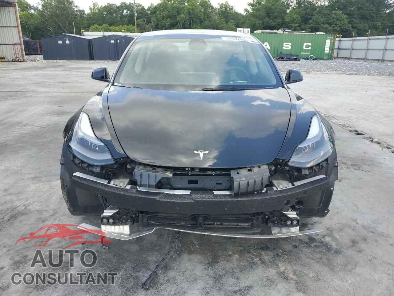 TESLA MODEL 3 2023 - 5YJ3E1EA5PF458795