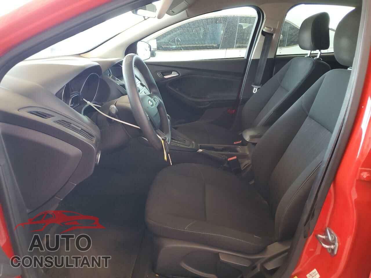 FORD FOCUS 2016 - 1FADP3K28GL254471